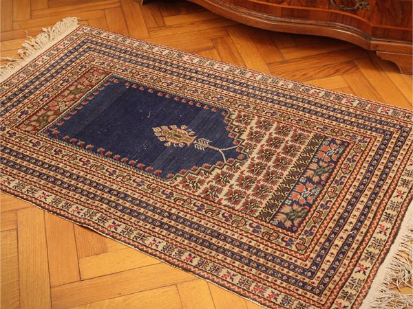 Piccolo tappeto preghiera di vecchia manifattura