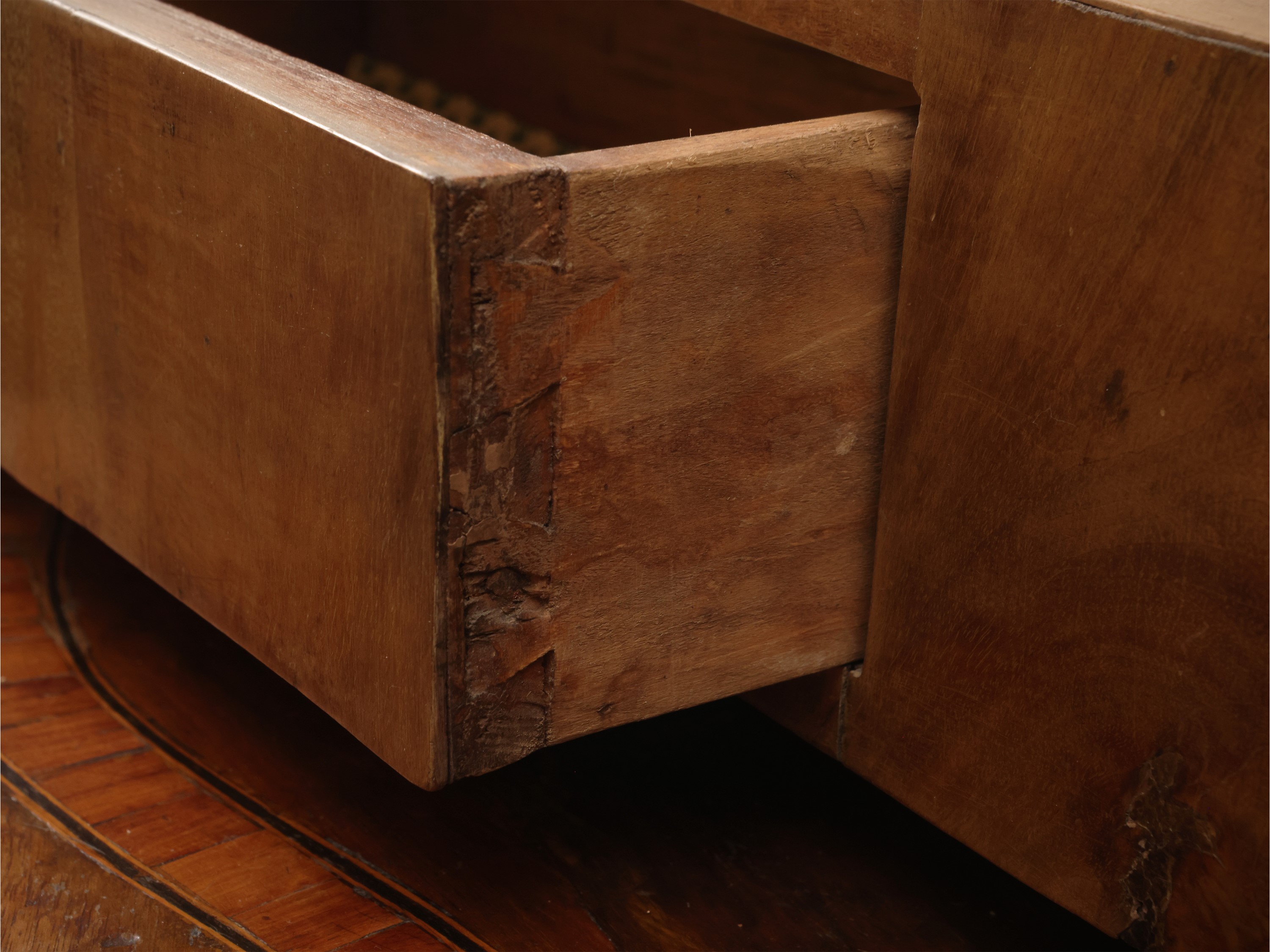 Specchiera a psiche da toilette, specchio orientabile in legno di ciliegio (prima metà del XIX se...