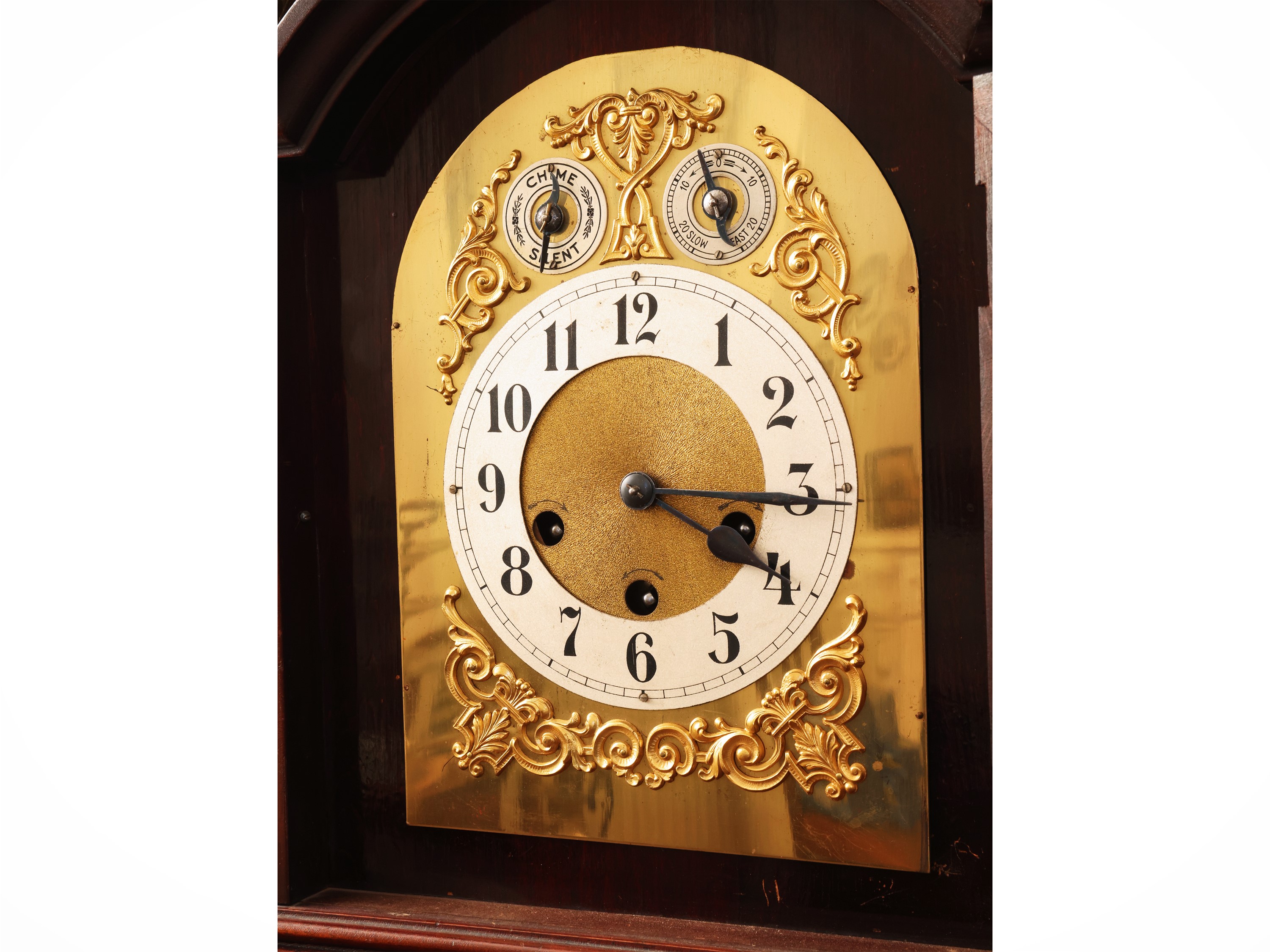 Orologio da tavolo in mogano, Inghilterra, XX secolo