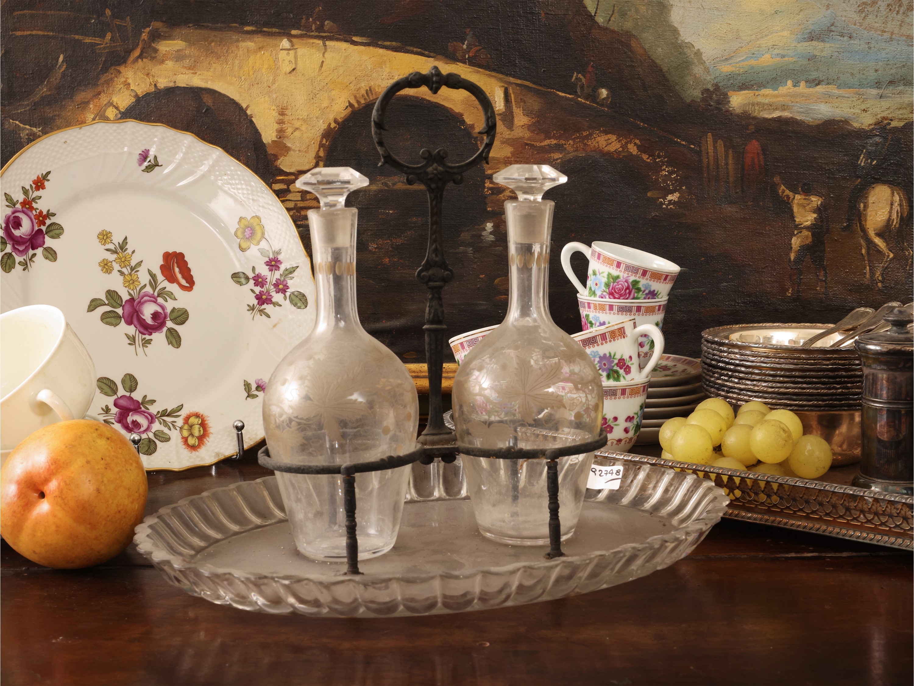 Accessori da brunch d’epoca, con porcellane (Ginori / Vecchia Ginori) e metallo argentato