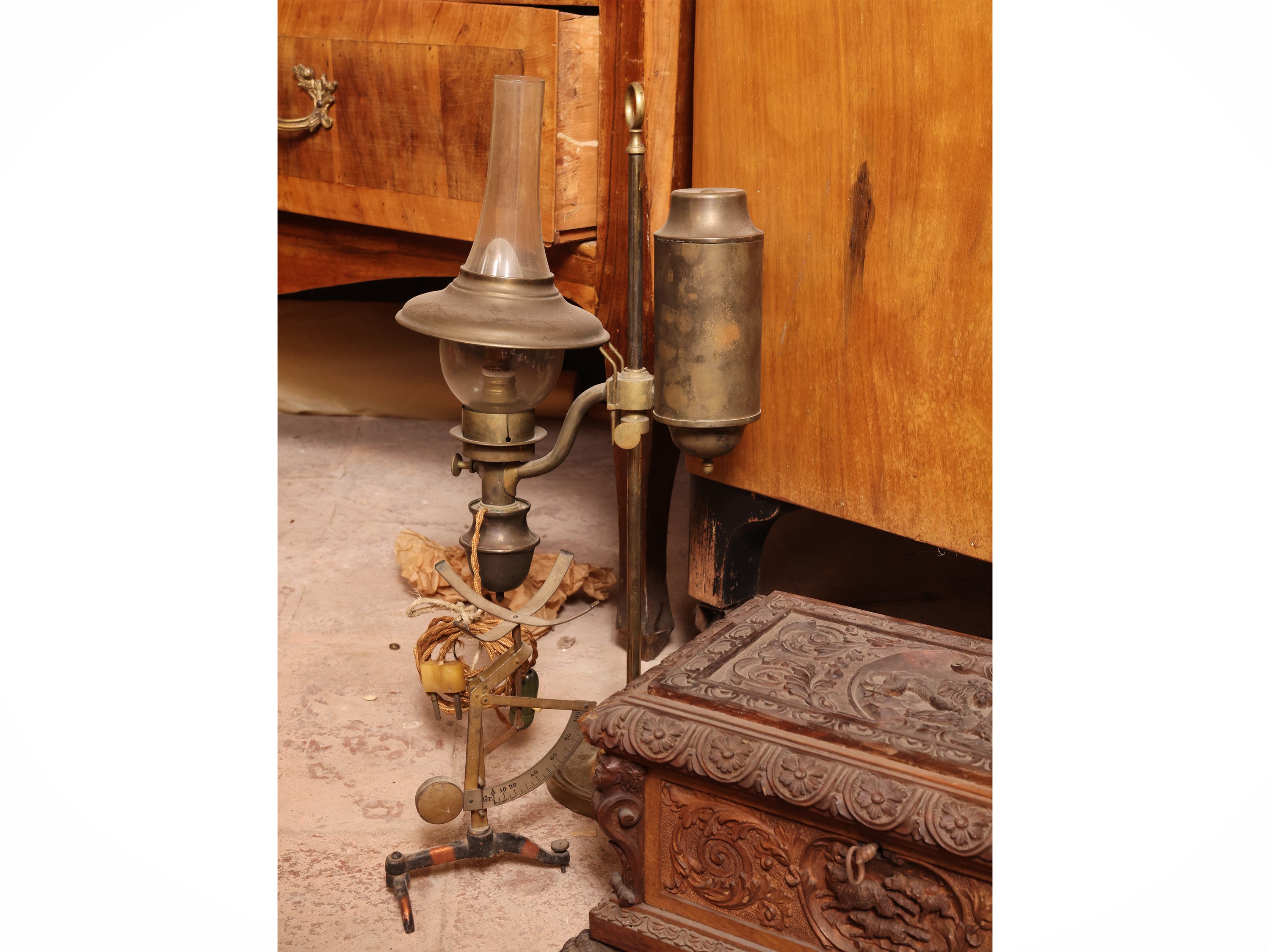 Curiosità d’epoca, collezione di accessori e manufatti (XIX/XX secolo)