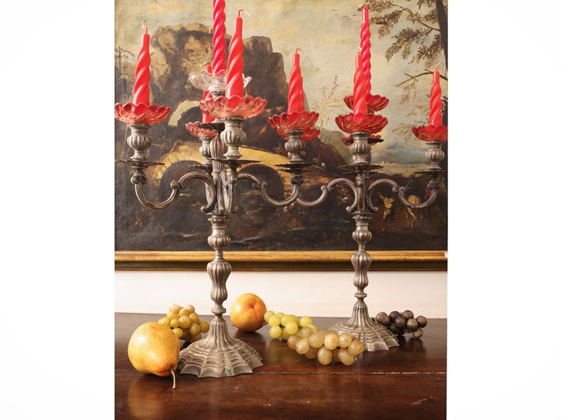 Coppia di candelabri, candelieri in argento a quattro bracci portacandele