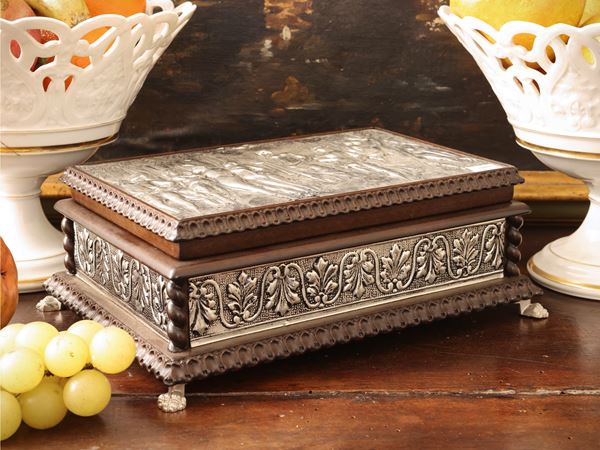 Music box in wood and silver plate