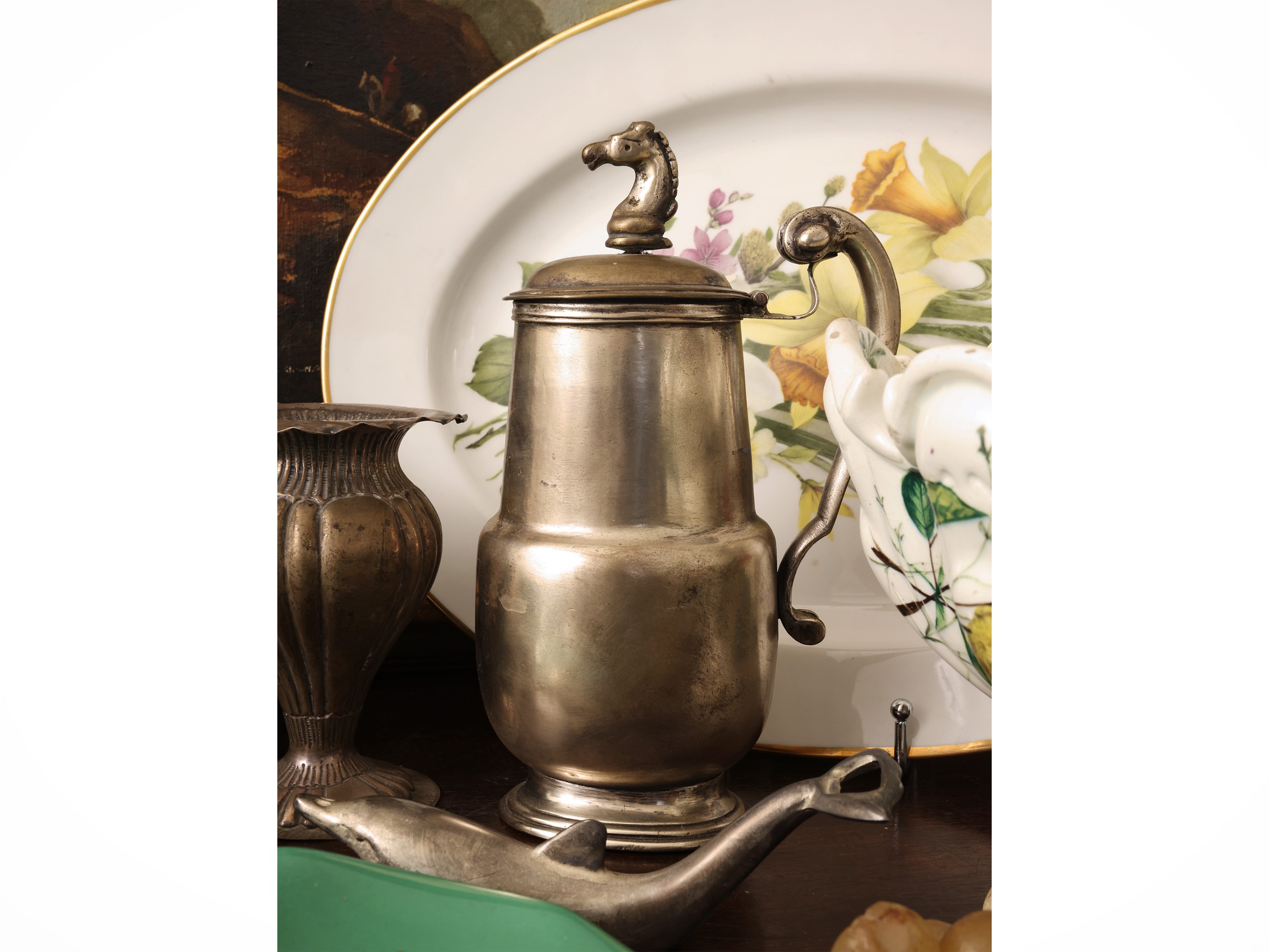 Miscellanea di accessori per la tavola, servizio da tè in ceramica verde Zaccagnini, vassoio in p...