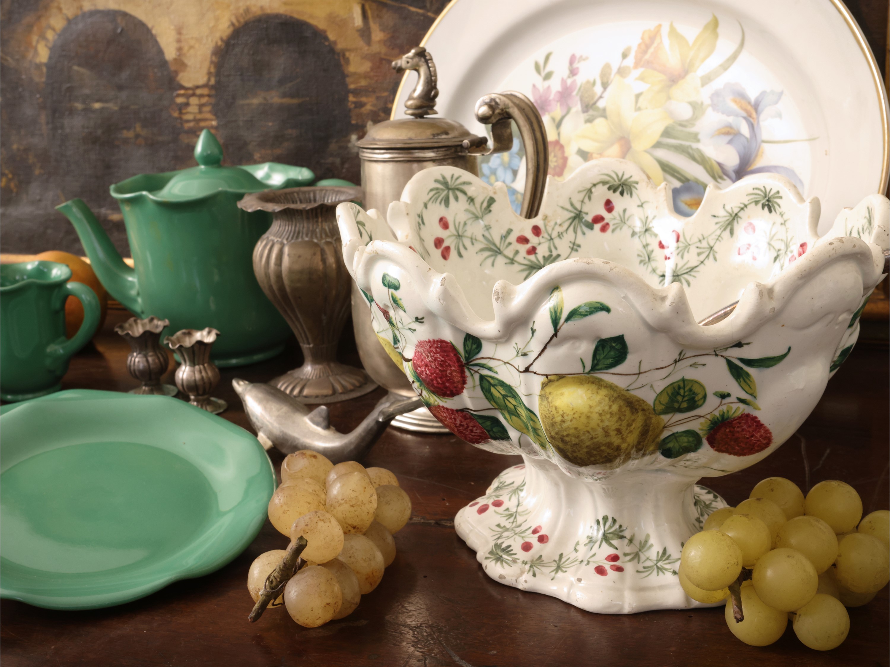 Miscellanea di accessori per la tavola, servizio da tè in ceramica verde Zaccagnini, vassoio in p...