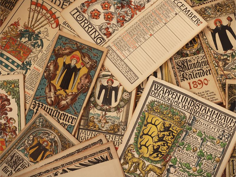 Raccolta di Munchener Kalender (calendari), 1890–1913, in cartella in cartone rigido