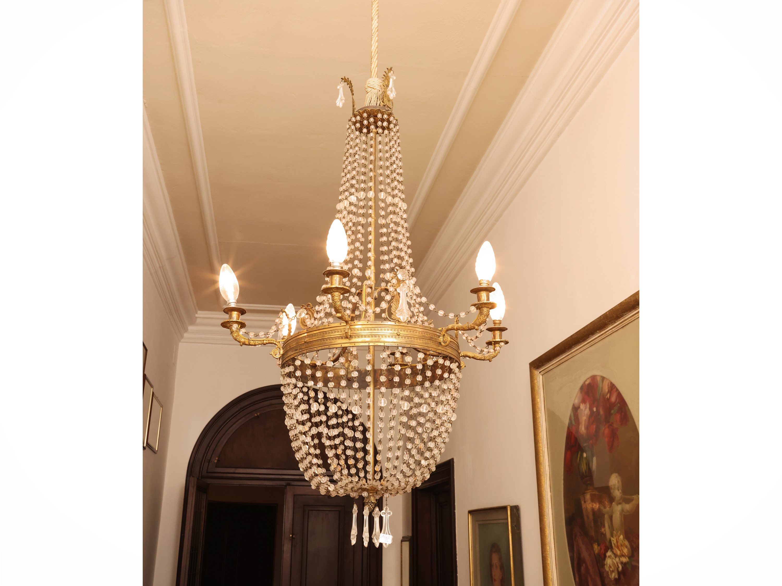 Coppia di lampadari a paniere in bronzo dorato, XIX secolo