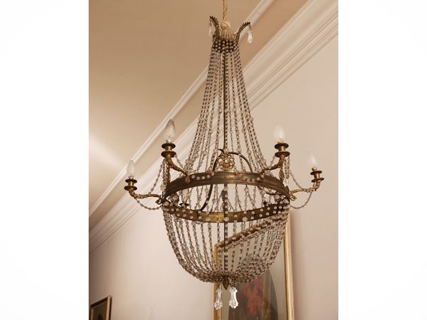 Gilded bronze tundish lamp