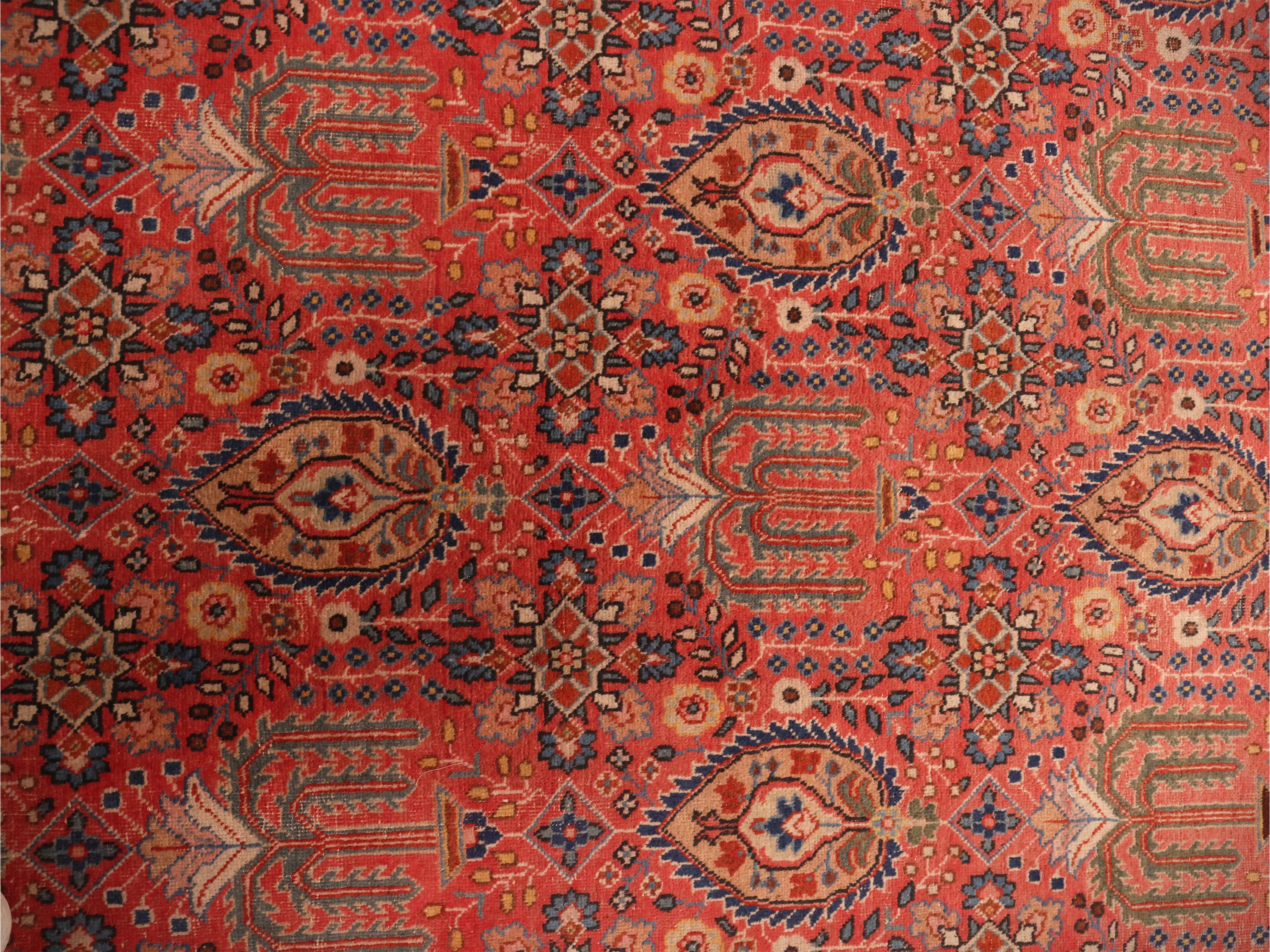 Tappeto persiano a fondo rosato, decorazione floreale in rapé, cm 282x210