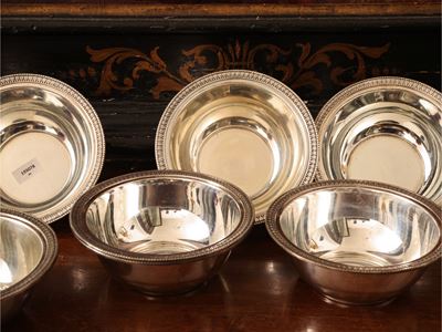 Dieci coppette lavadita, argento in stile Impero