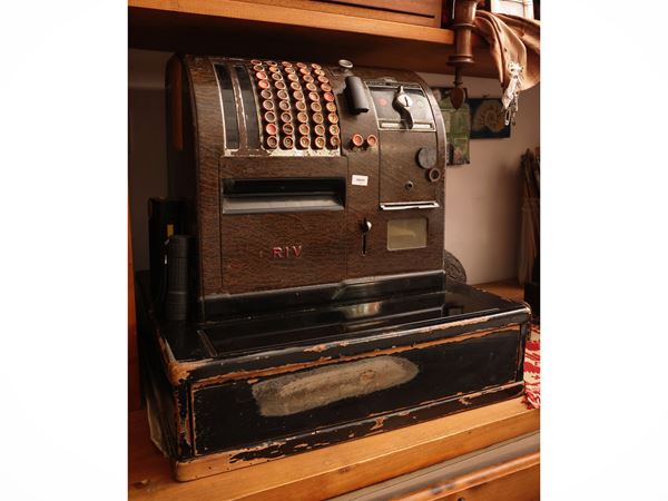 Registratore di cassa d'epoca, RIV, Vilar Perosa