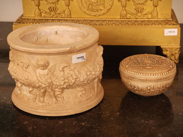 Small terracotta vase and box
