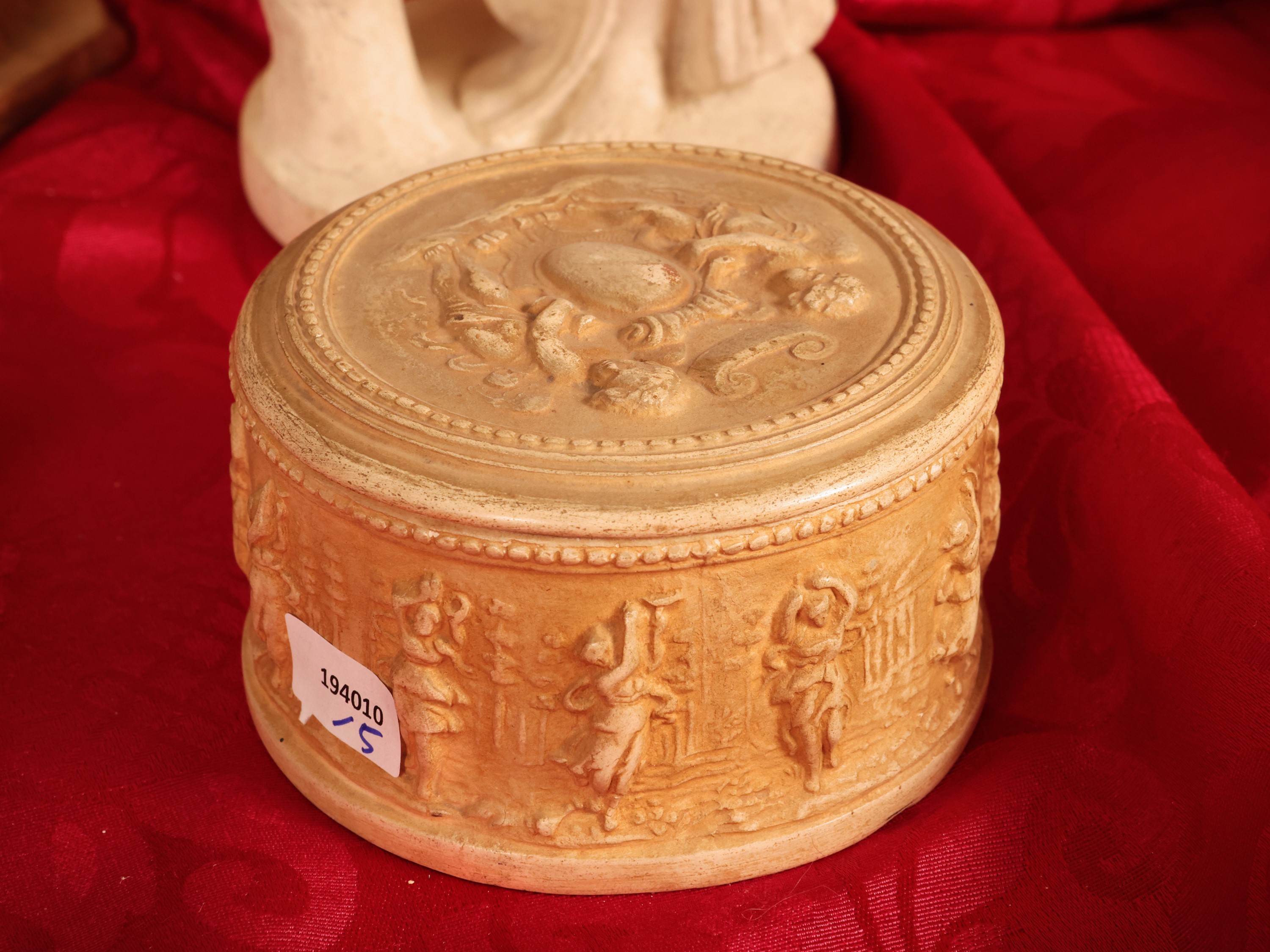Curiosità d’epoca in terracotta, manufatti da Lastra a Signa (FI), prima metà del XX secolo