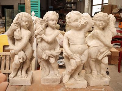 Manifattura Pugi, Allegoria delle Quattro Stagioni in gesso, scultura con putti