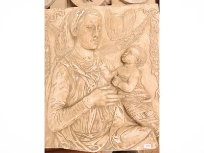 Manifattura Pugi, Madonna col Bambino ad altorilievo
