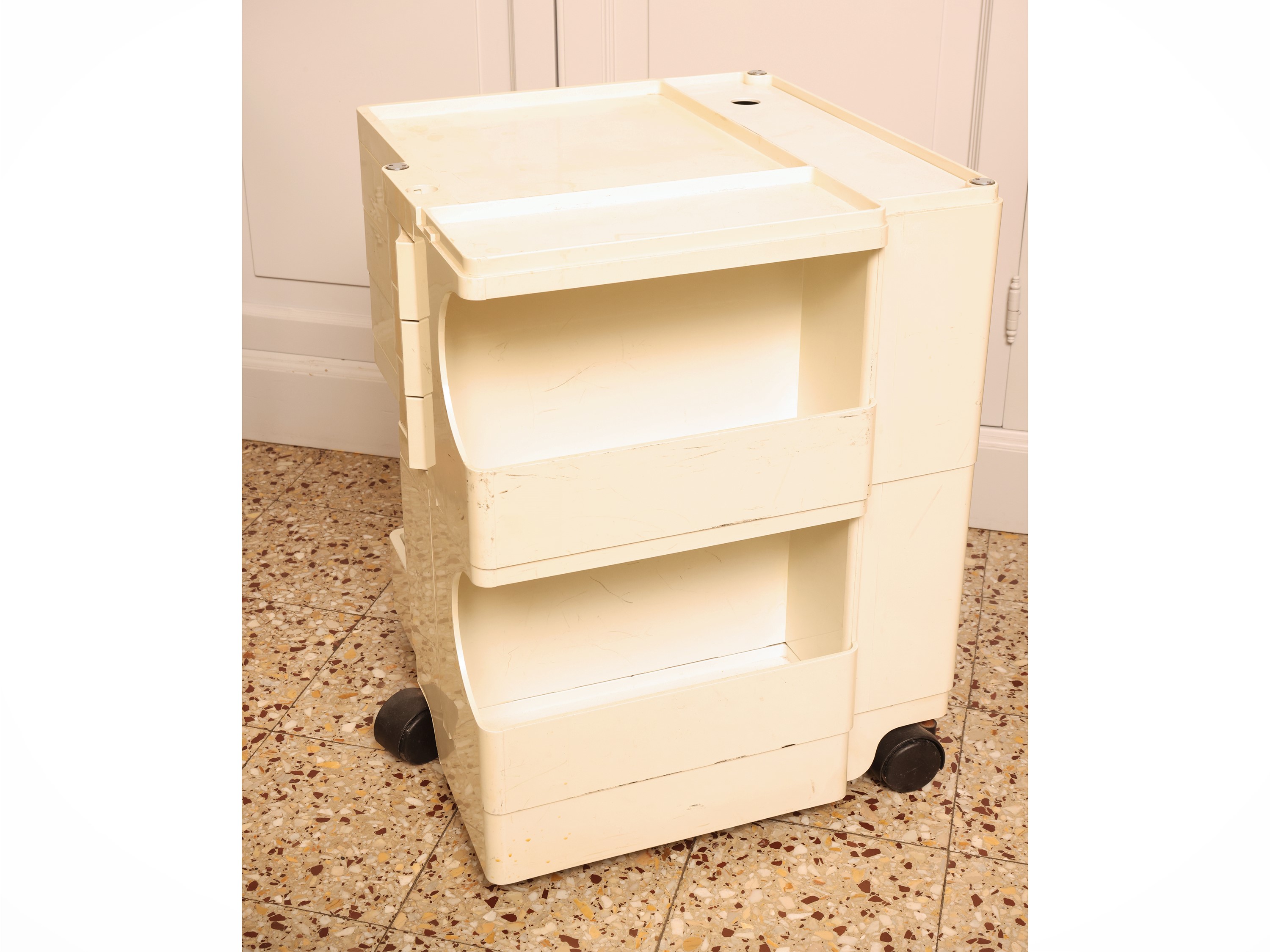 Joe Colombo, Carrello portaoggetti Boby per Kartell