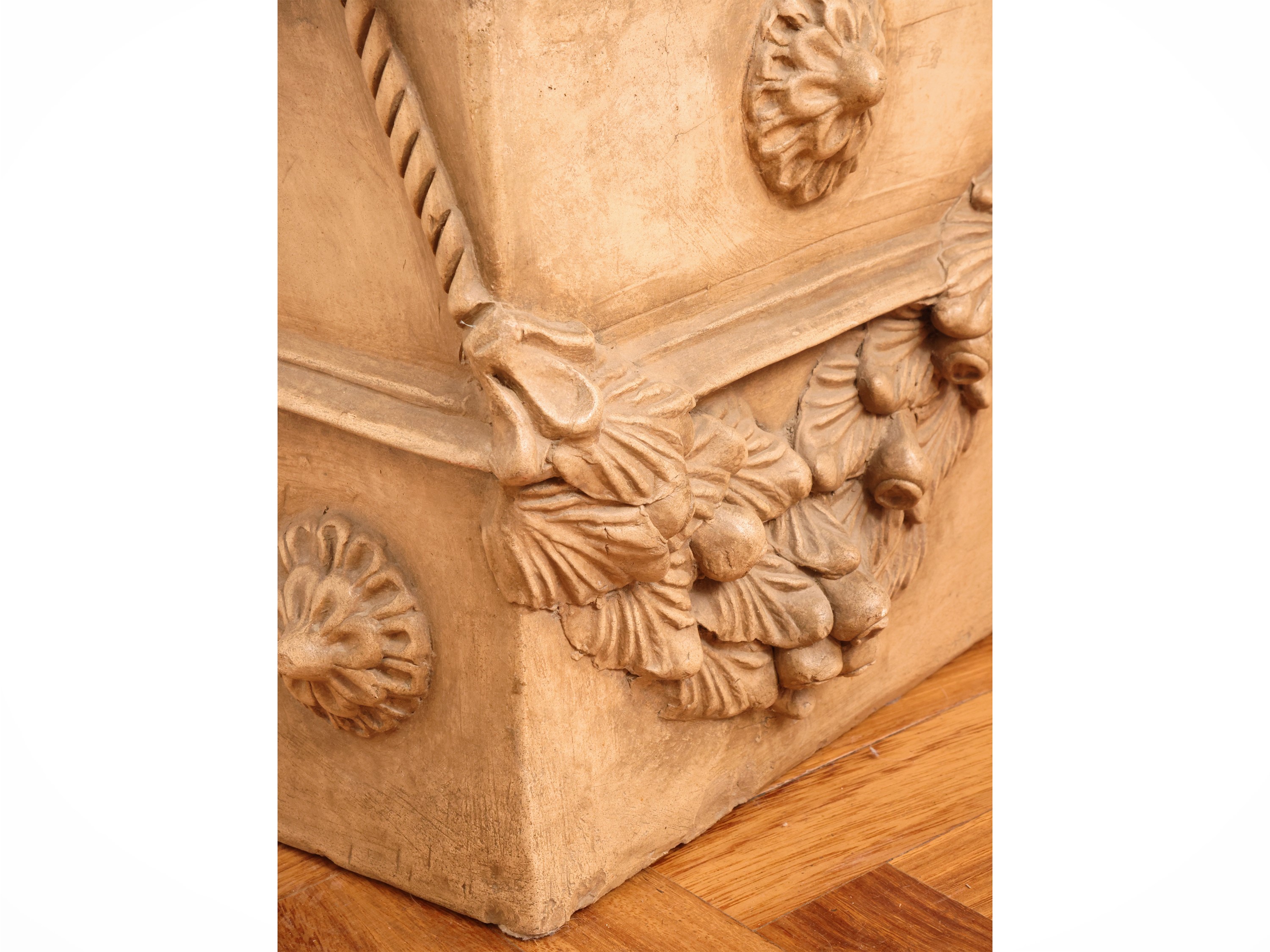 Manifattura di Signa, Grande vaso in terracotta decorato