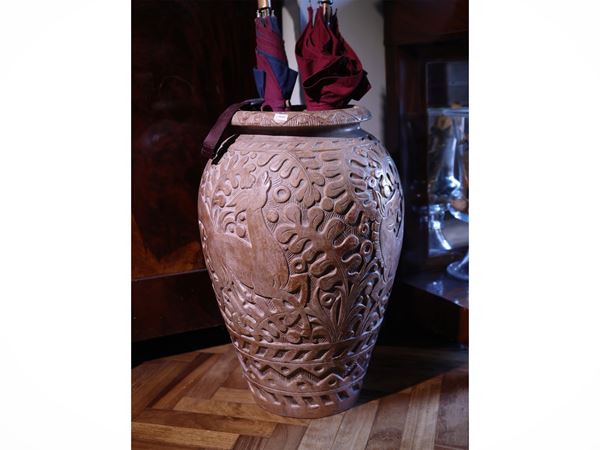 Small terracotta jar from Signa