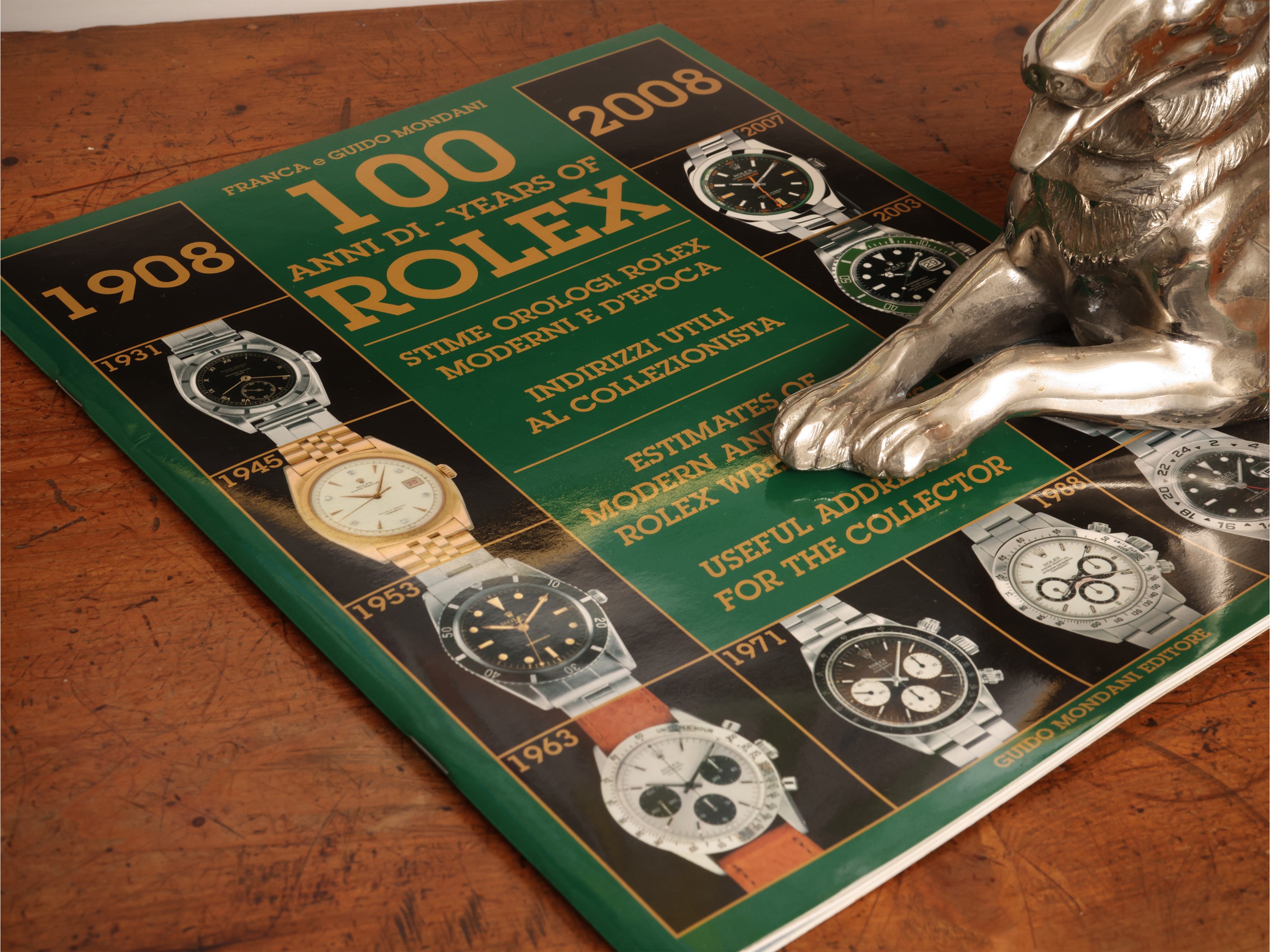 Raccolta di 4 volumi dedicati a storia, modelli e collezionismo degli orologi Rolex