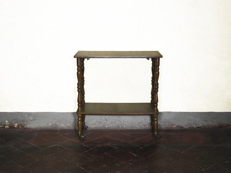 Tavolino di Servizio in Noce