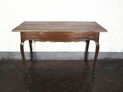 Tavolo in Noce Fine del XVIII Secolo