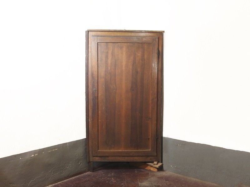 Angoliera Rustica in Legno Tenero