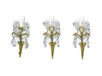 Serie di Tre Appliques in Bronzo Dorato a Set Of Three Bronze Wall Lamps