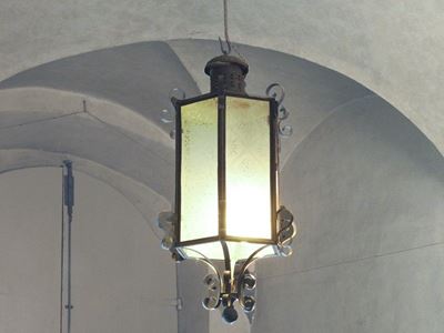 Lampadario a Lanterna in Ferro Battuto