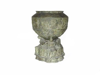 Grande Coppa Allegorica in Terracotta Patinata Ad Imitazione del Bronzo