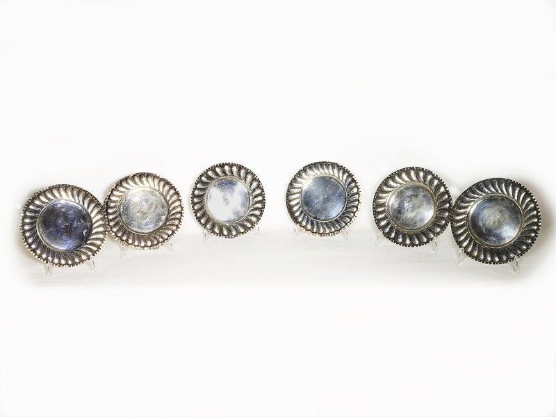 Serie di Sei Piatti in Argento