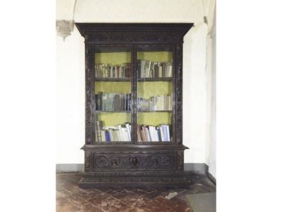Grande Vetrina in Legno Tenero
