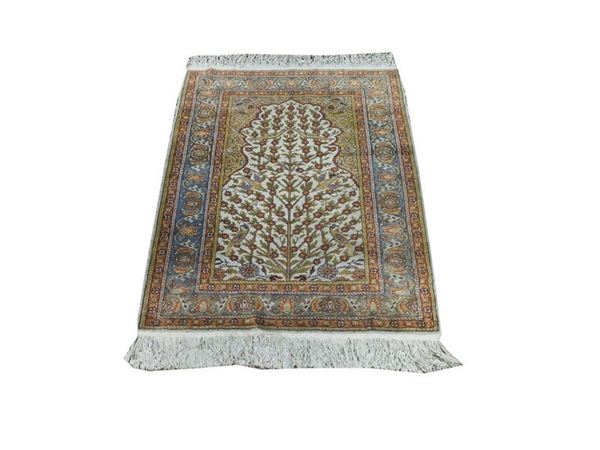 Piccolo tappeto persiano