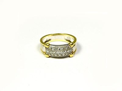 Anello in Oro Giallo Impreziosito da Pavã© in Diamanti