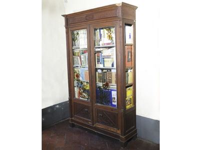 Vetrina in Rovere