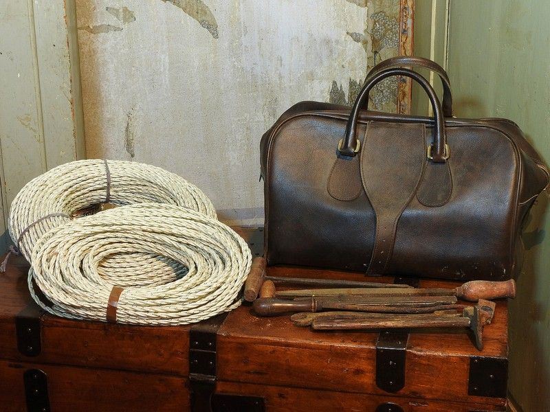 Lotto di Vecchi Attrezzi da Lavoro