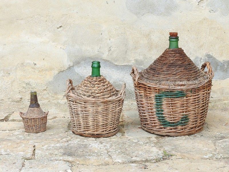 Lotto di Vecchie Damigiane