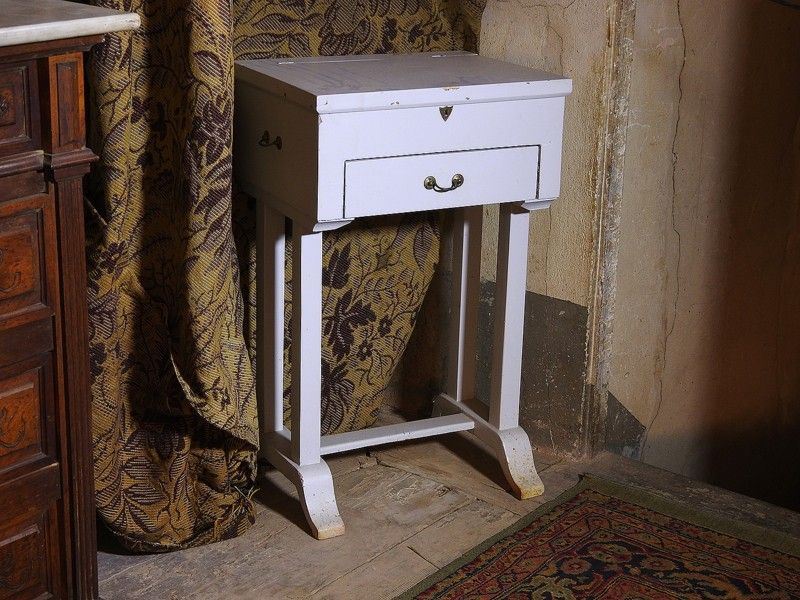 Tavolino da Toilette in Legno Laccato Bianco
