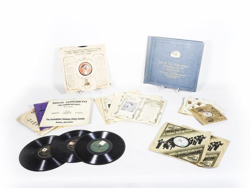 Lotto di Dischi Vintage in Vinile a 78 Giri