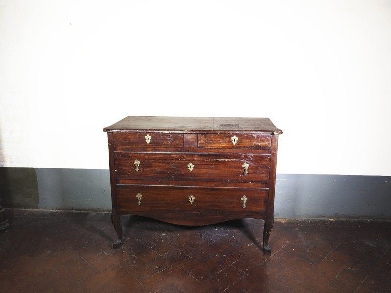 Cassettone in Legno Tenero