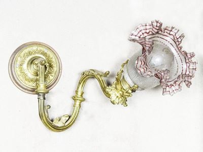 Serie di Tre Appliques in Bronzo Dorato