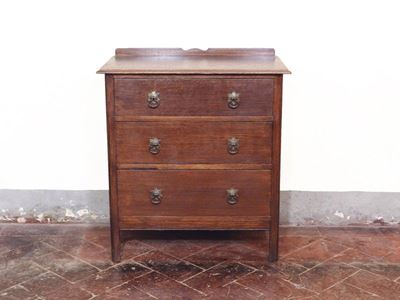 Piccolo Cassettone in Rovere