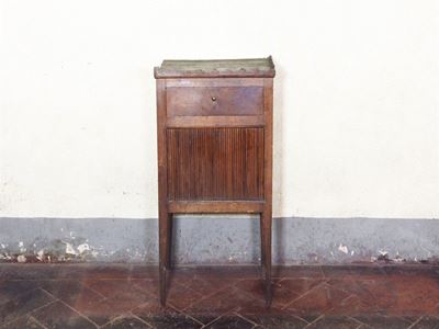 Comodino in Legno Tenero