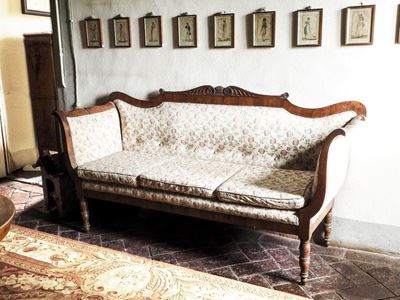 Divano a Barca Impiallacciato in Piuma di Noce