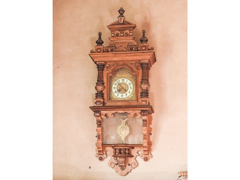 Orologio Pensile in Noce, Legno Tenero e Altri Legni