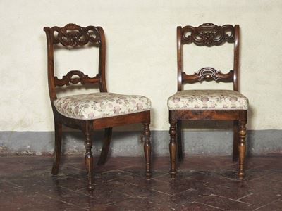 Serie di Sei Sedie in Noce