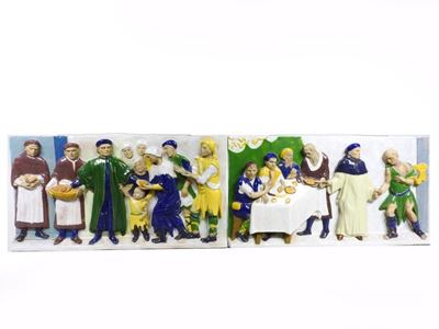 Coppia di Altorilievi in Ceramica Policroma