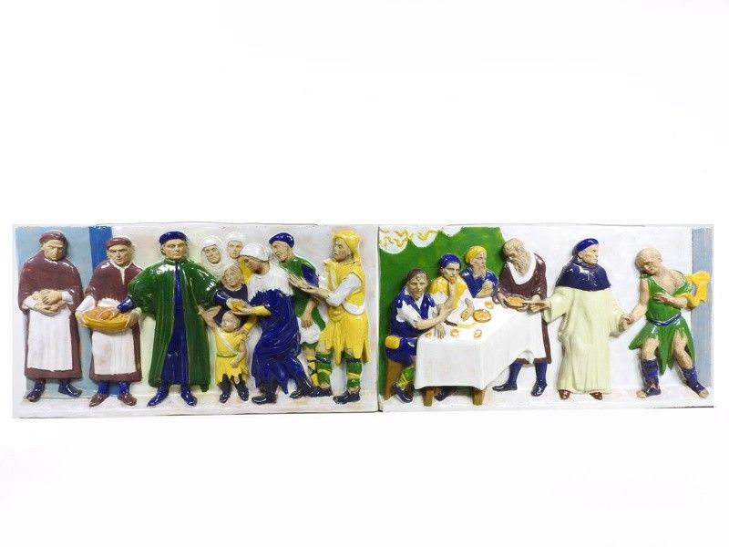 Coppia di Altorilievi in Ceramica Policroma