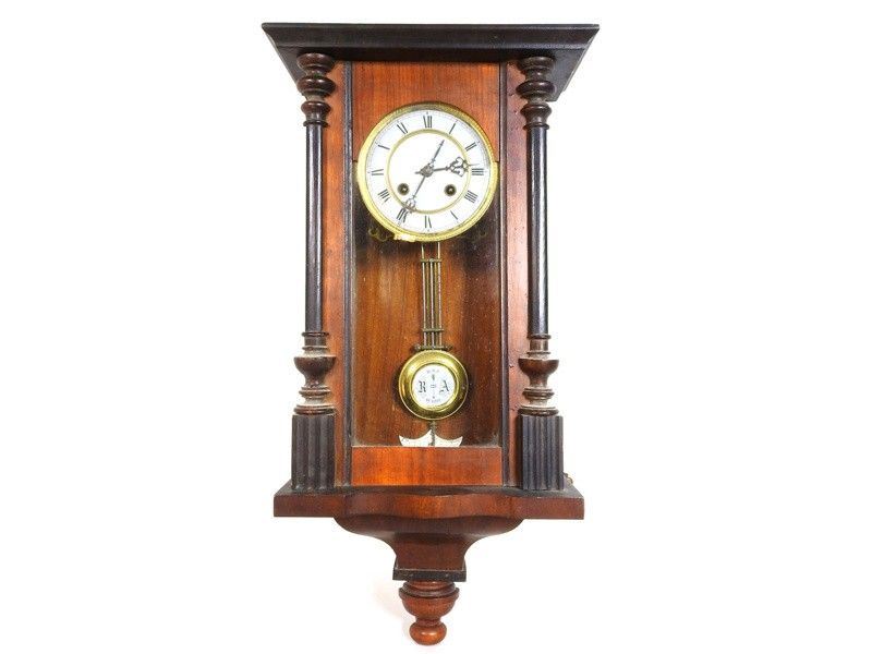 Orologio Pensile a Pendolo in Noce