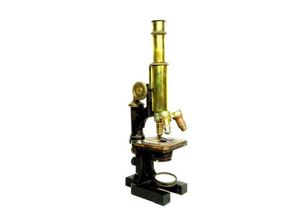 Microscopio d'epoca in ottone e metallo