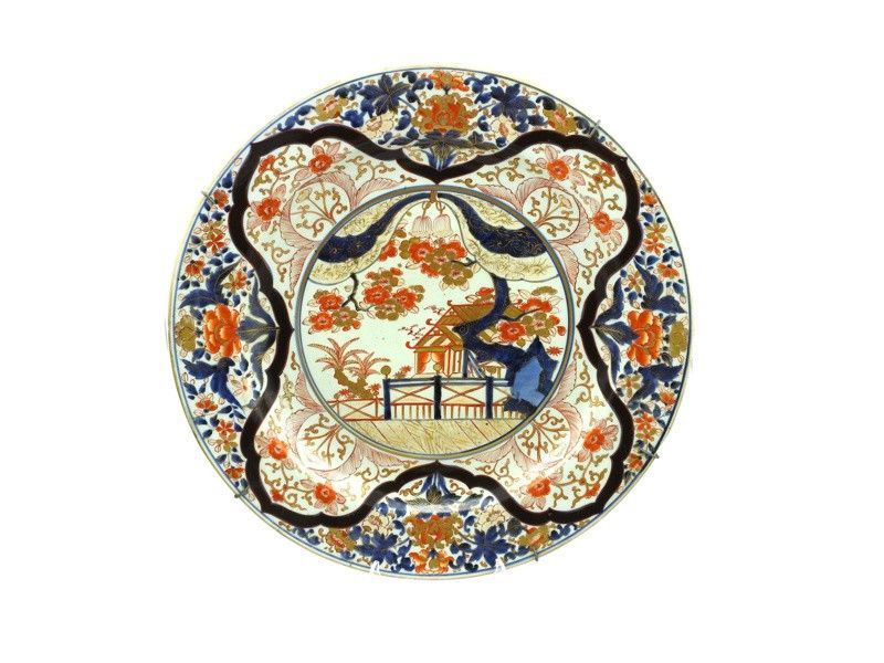 Grande Piatto da Parata in Porcellana Imari